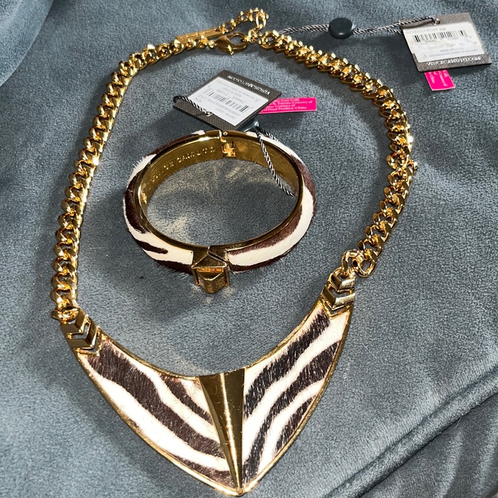VINCE CAMUTO Rare!! Calf hair statement necklace and bangle set!! NWT